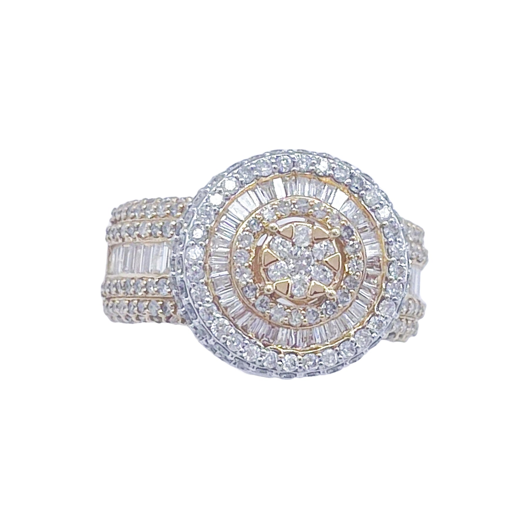 10k Gold 3.14 Ctw Diamond Ring